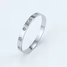 Classic Jewelry Beautiful Crystal Bracelets for Women and Men 18K Gold Plated Stainless Steel Bracelet Zirconia Bracelet